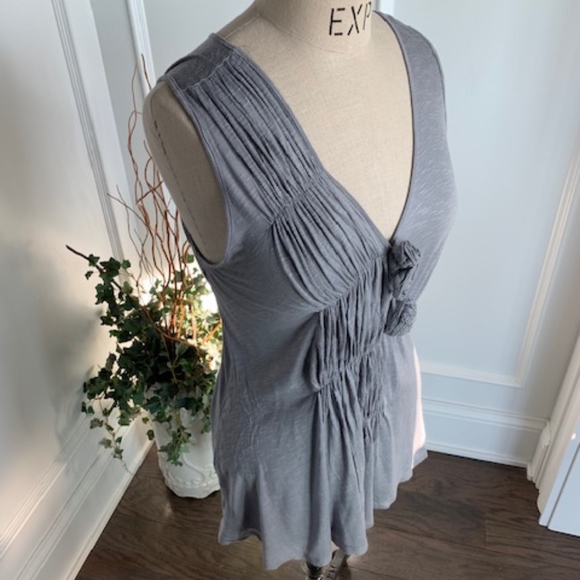 Olivia Moon Women's Asymmetrical Ruched Knit Top - Picture 2 of 5